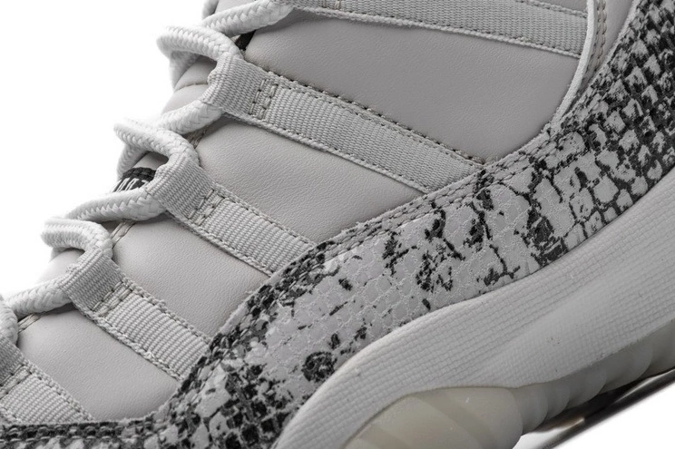 Light CD6846-002 11 Bone Retro Jordan Snake Low  1224